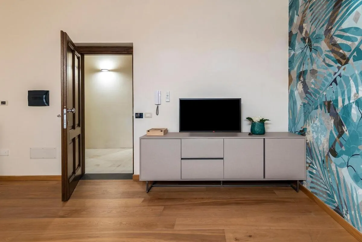 Daire Suite Deluxe In Palazzo Storico - Centro Sassari - Appartamento Porto Vecchio