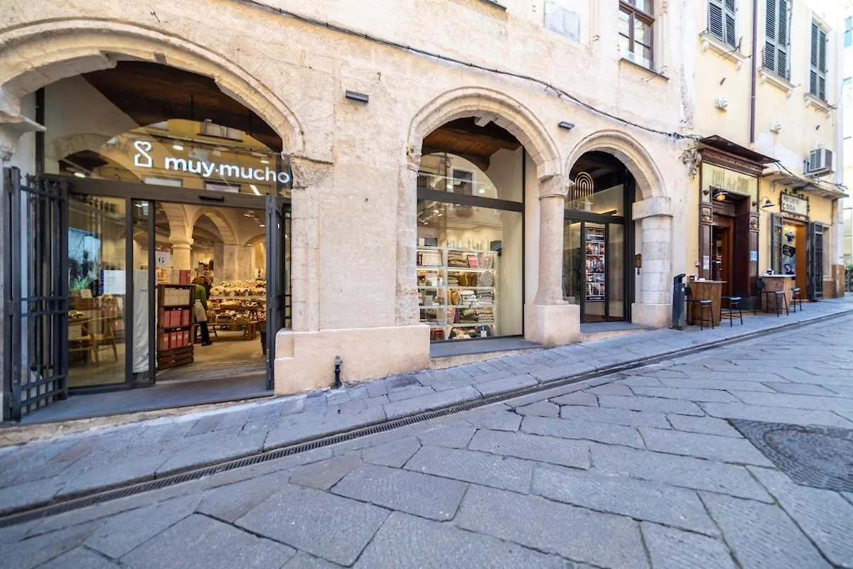 Daire Suite Deluxe In Palazzo Storico - Centro Sassari - Appartamento Porto Vecchio